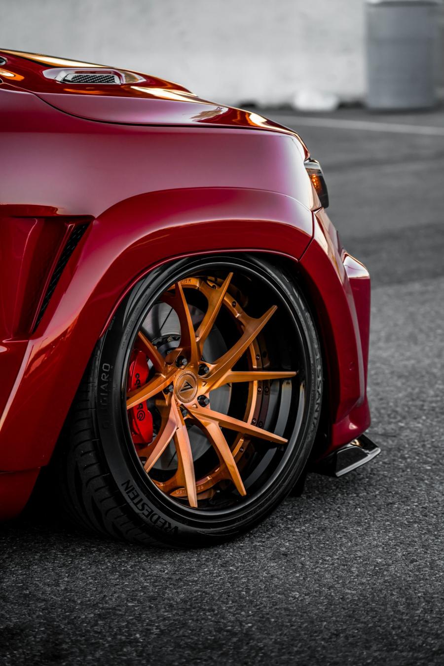 Детали экстерьера Jeep Grand Cherokee SRT8 on Ferrada Wheels (USF02) 2019 года  (фото 32 из 32)